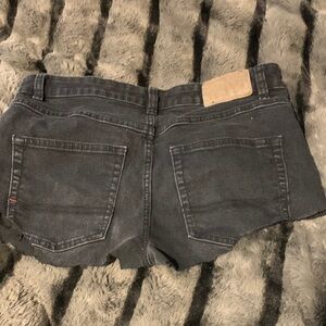 #398 Tommy Hilfiger Black Denim Cutoff Shorts